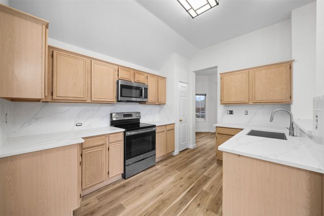 3841 Pine Valley Drive, Plano, TX 75025