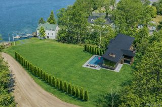 2294 Sonora Drive, Fenton Charter Township, MI 48430
