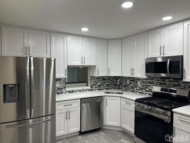 59 Goodwin Drive, North Brunswick, NJ 08902