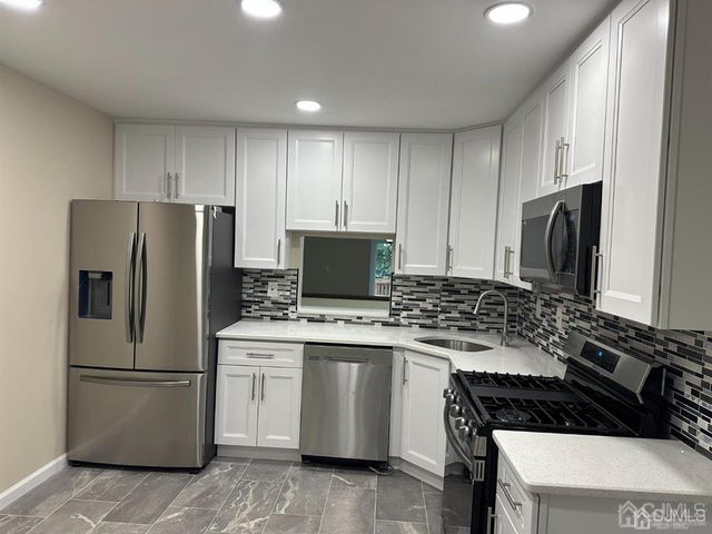 59 Goodwin Drive, North Brunswick, NJ 08902