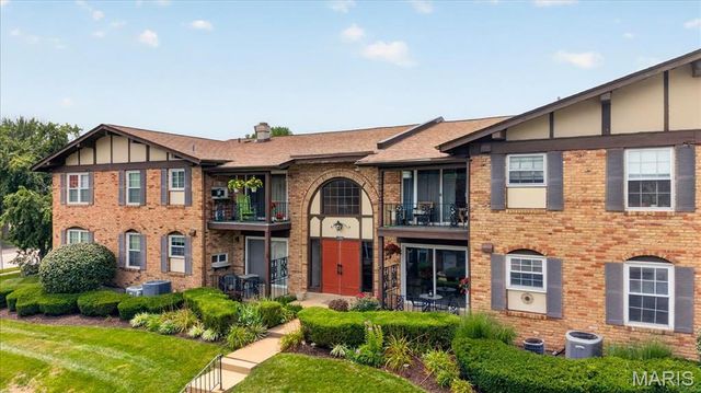11816 Cresta Verde Drive G, St Louis, MO 63146