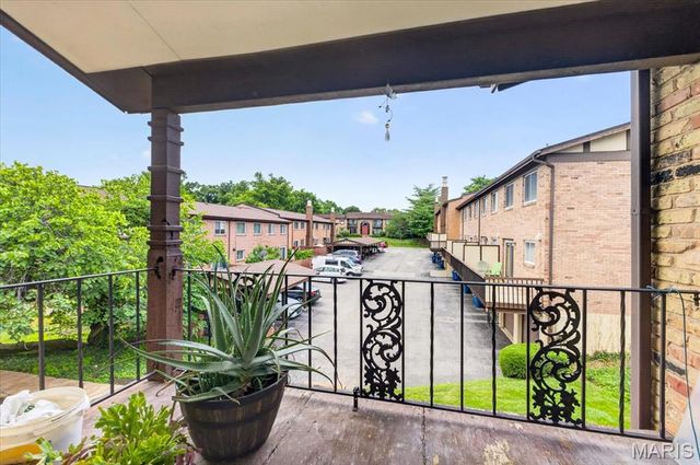 11816 Cresta Verde Drive G, St Louis, MO 63146