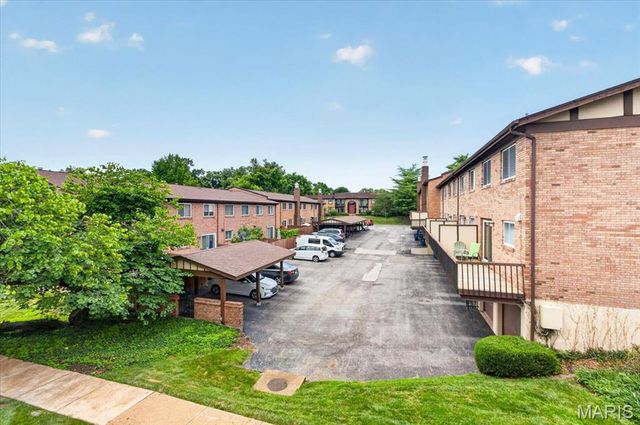 11816 Cresta Verde Drive G, St Louis, MO 63146