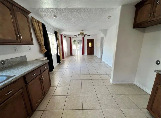 10931 Anzac, Los Angeles, CA 90059
