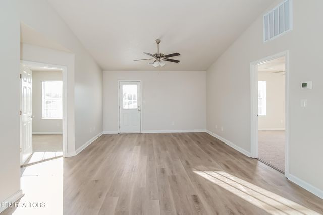 7735 Bellchase Lane, Knoxville, TN 37918