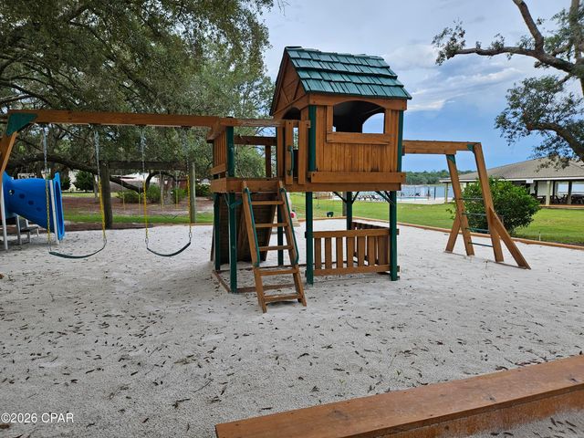 000 Preakness Place, Chipley, FL 32428