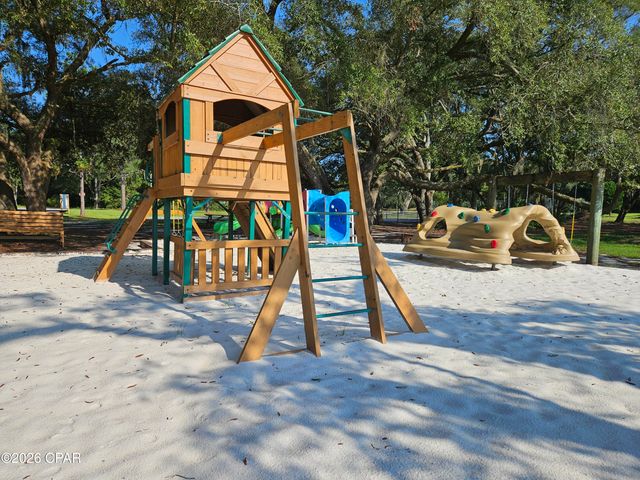 000 Preakness Place, Chipley, FL 32428