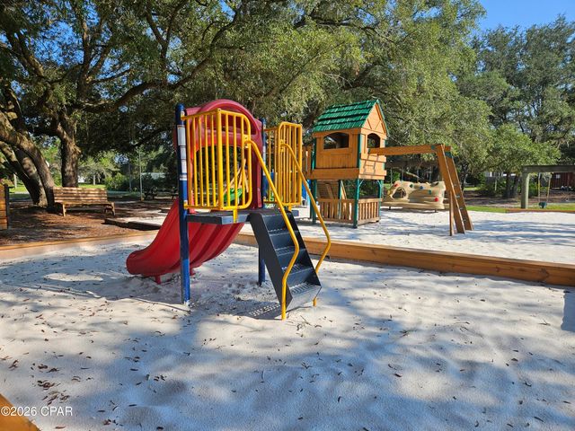 000 Preakness Place, Chipley, FL 32428