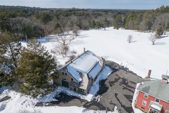 135 Wellesley Street, Weston, MA 02493