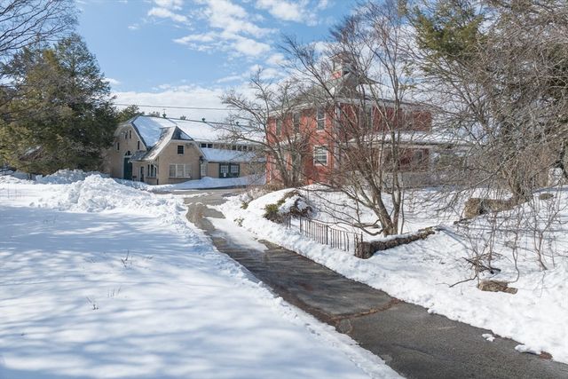 135 Wellesley Street, Weston, MA 02493
