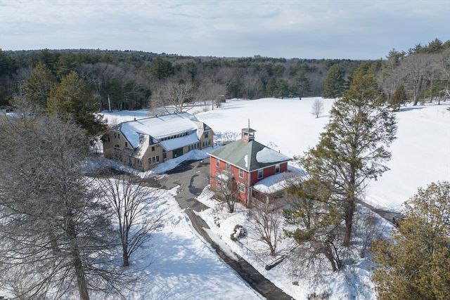 135 Wellesley Street, Weston, MA 02493