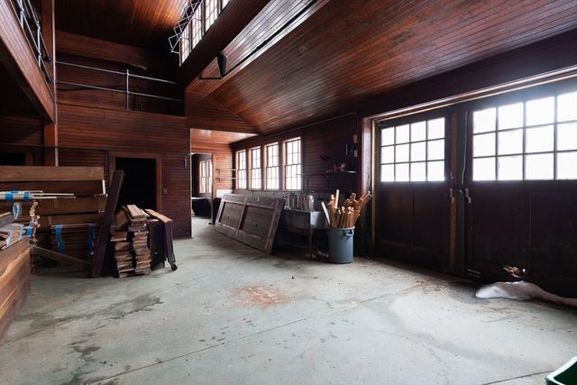 135 Wellesley Street, Weston, MA 02493