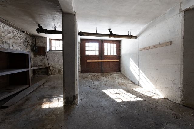 135 Wellesley Street, Weston, MA 02493