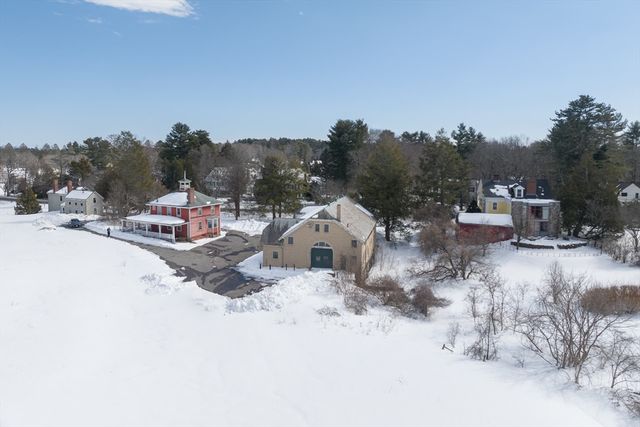 135 Wellesley Street, Weston, MA 02493