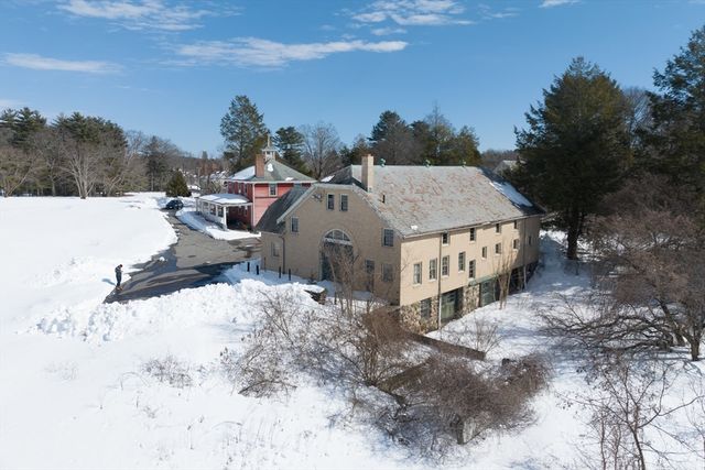 135 Wellesley Street, Weston, MA 02493