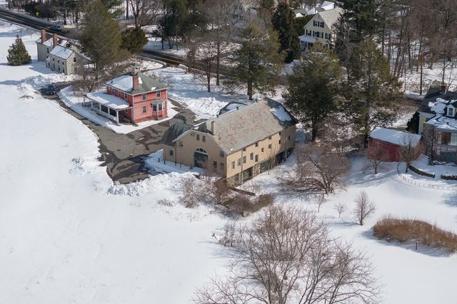 135 Wellesley Street, Weston, MA 02493