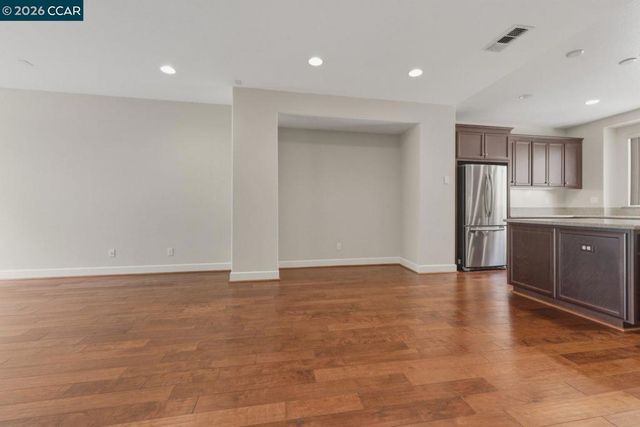 6668 Adare Ln, Dublin, CA 94568