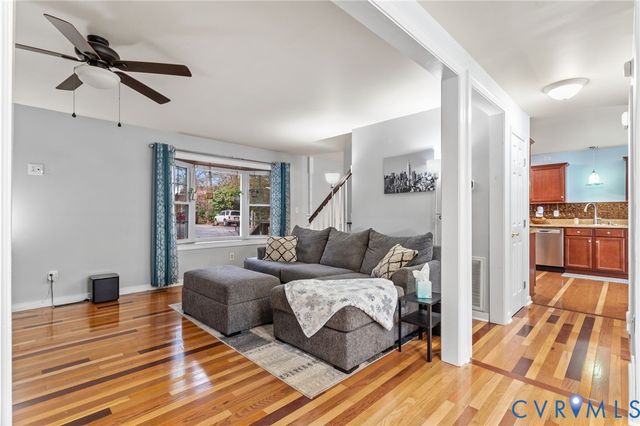 4005 Somerlane Cir, Chester, VA 23831