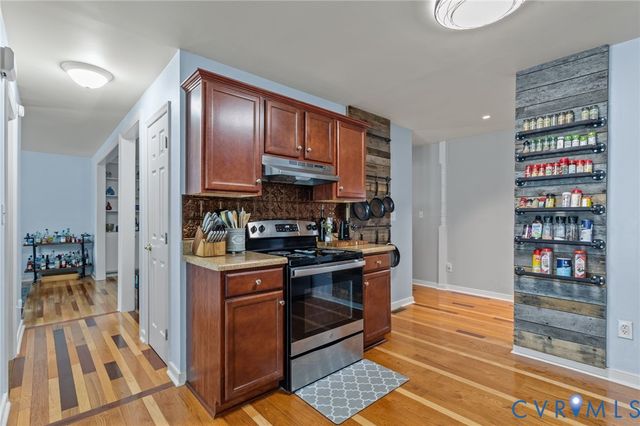 4005 Somerlane Cir, Chester, VA 23831