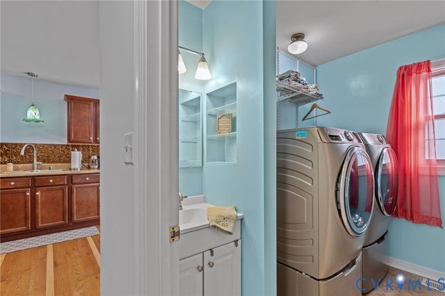 4005 Somerlane Cir, Chester, VA 23831