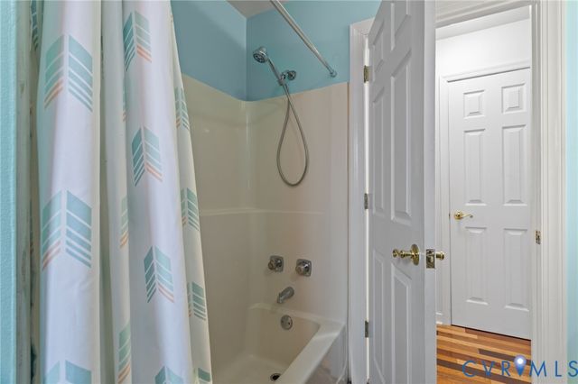 4005 Somerlane Cir, Chester, VA 23831