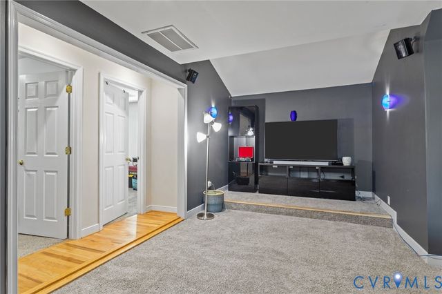 4005 Somerlane Cir, Chester, VA 23831