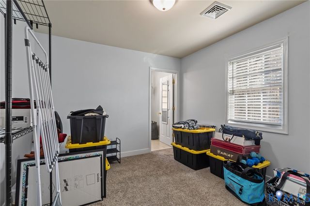 4005 Somerlane Cir, Chester, VA 23831