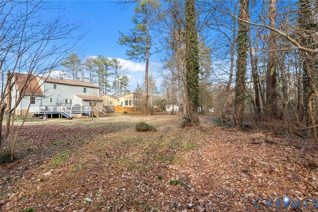 4005 Somerlane Cir, Chester, VA 23831