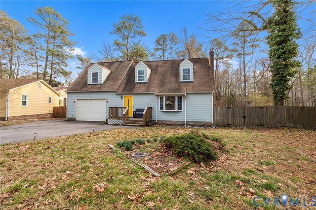 4005 Somerlane Cir, Chester, VA 23831