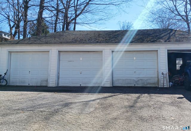 150 Oak Street, Winchester, CT 06098
