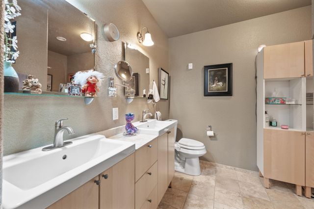 310 Eagles Nest DR, Wimberley, TX 78676