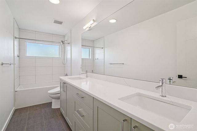 8020 17th Avenue NW, Seattle, WA 98117