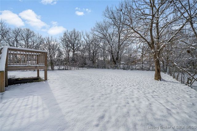 904 Assembly Road, Jeffersonville, IN 47130