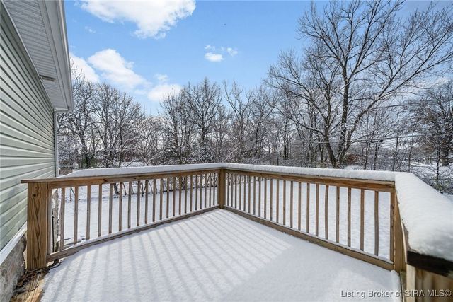 904 Assembly Road, Jeffersonville, IN 47130