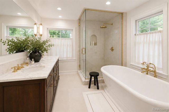 19510 Clement Road, Northville, MI 48167