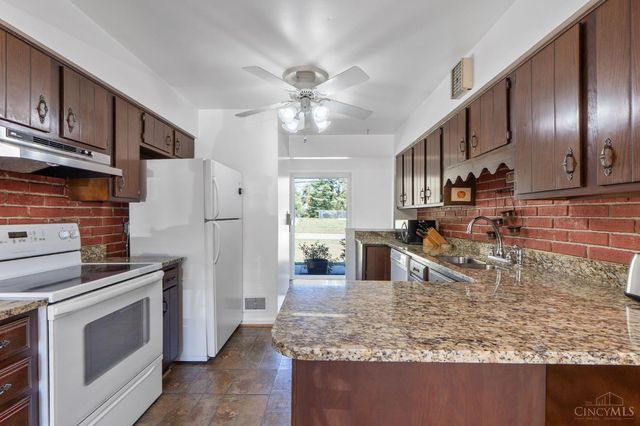 517 Wellesley Avenue, Springfield Twp., OH 45224