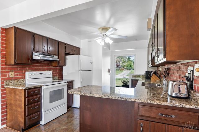 517 Wellesley Avenue, Springfield Twp., OH 45224