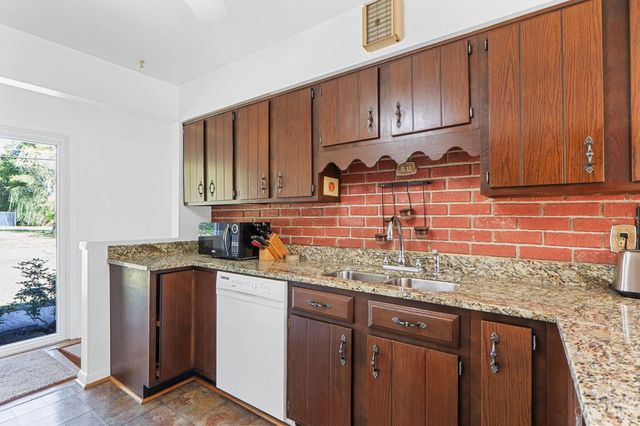 517 Wellesley Avenue, Springfield Twp., OH 45224