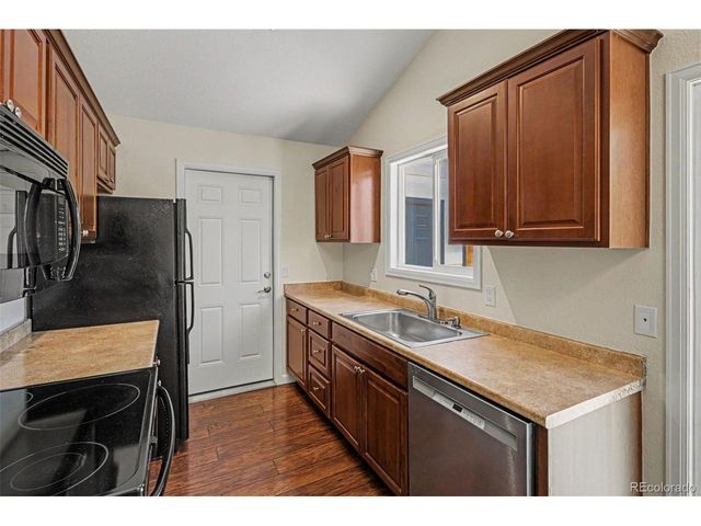 17449 E Union Dr, Aurora, CO 80015
