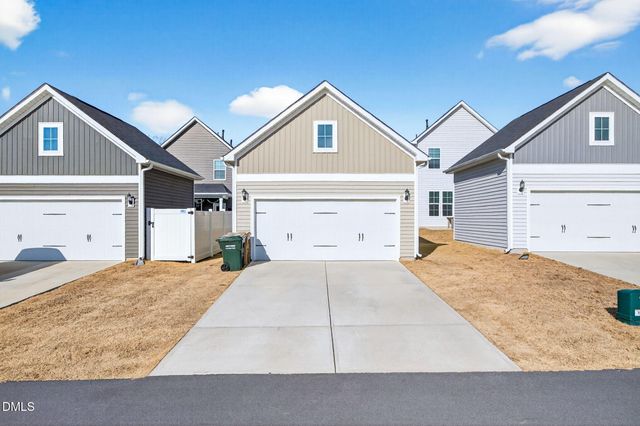 253 Buckhorn Branch Park, Clayton, NC 27520