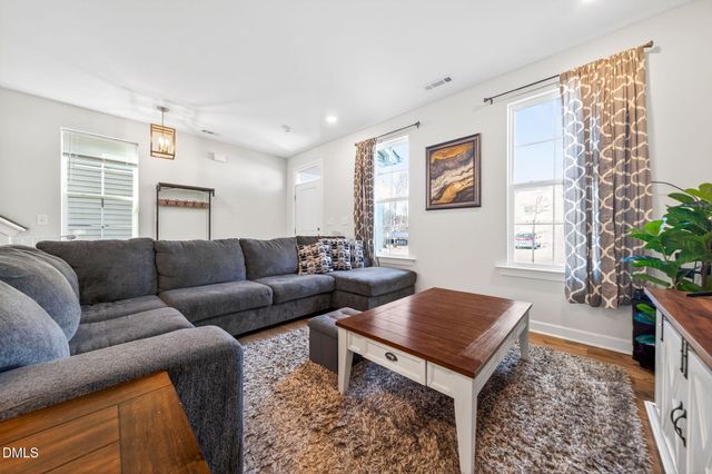 253 Buckhorn Branch Park, Clayton, NC 27520