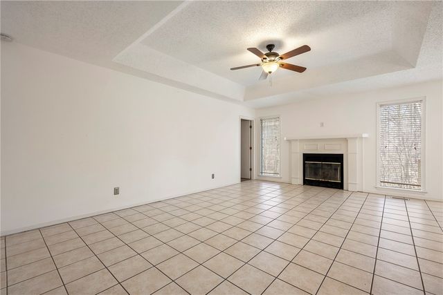 7 Haslingden Lane, Bella Vista, AR 72715