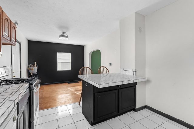 2120 E Main Street, Kalamazoo, MI 49048