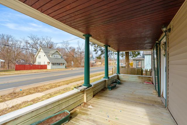 2120 E Main Street, Kalamazoo, MI 49048