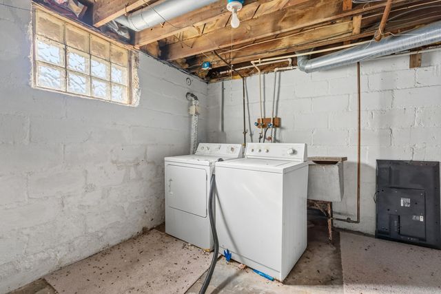 2120 E Main Street, Kalamazoo, MI 49048