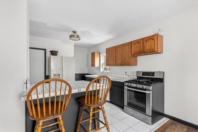 2120 E Main Street, Kalamazoo, MI 49048