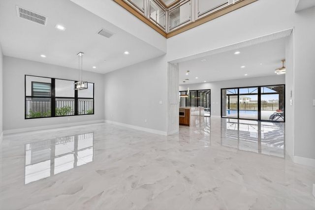 9892 Migration Point, Palm Beach Gardens, FL 33412