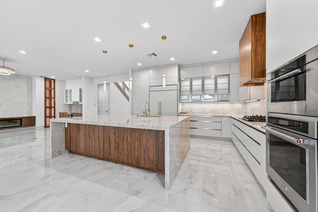 9892 Migration Point, Palm Beach Gardens, FL 33412