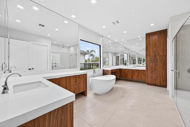 9892 Migration Point, Palm Beach Gardens, FL 33412