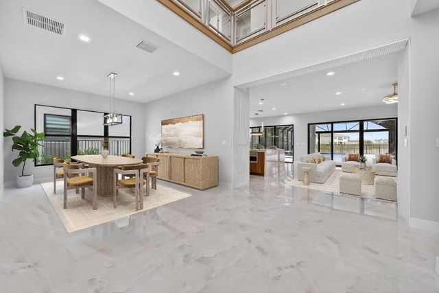 9892 Migration Point, Palm Beach Gardens, FL 33412